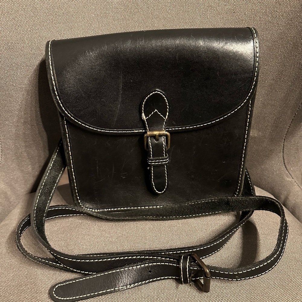 Vintage gap leather crossbody